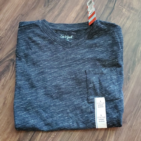 Cat & Jack Other - 🎉Buy any 3 with this emoji for $15 NWT - Cat & Jack boy's v-neck t-shirt